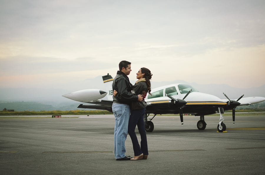 sesion-casual-aeropuerto-cuernavaca-fotografia-bodas-mexico-wedding-photographer-12